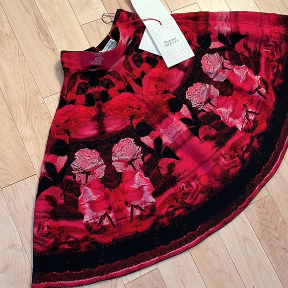 Alexander McQueen Skirt Size L Red English Blurred Rose Jacquard Mini Skirt - Picture 6 of 6